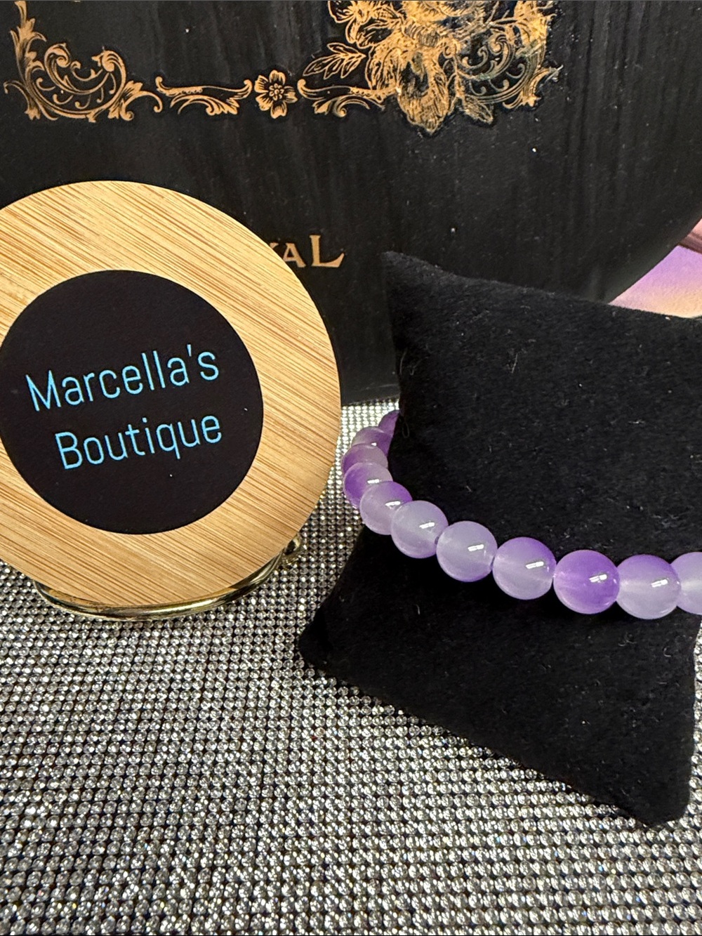 Lavender Bead Stretch Bracelet with jewelry bag. 🆕